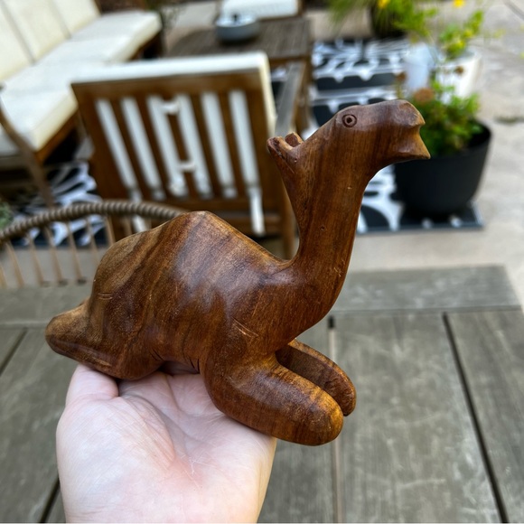 Vintage Hand Carved Wood Sitting Camel Sculpture Shelf Figurine 5” - Picture 3 of 8